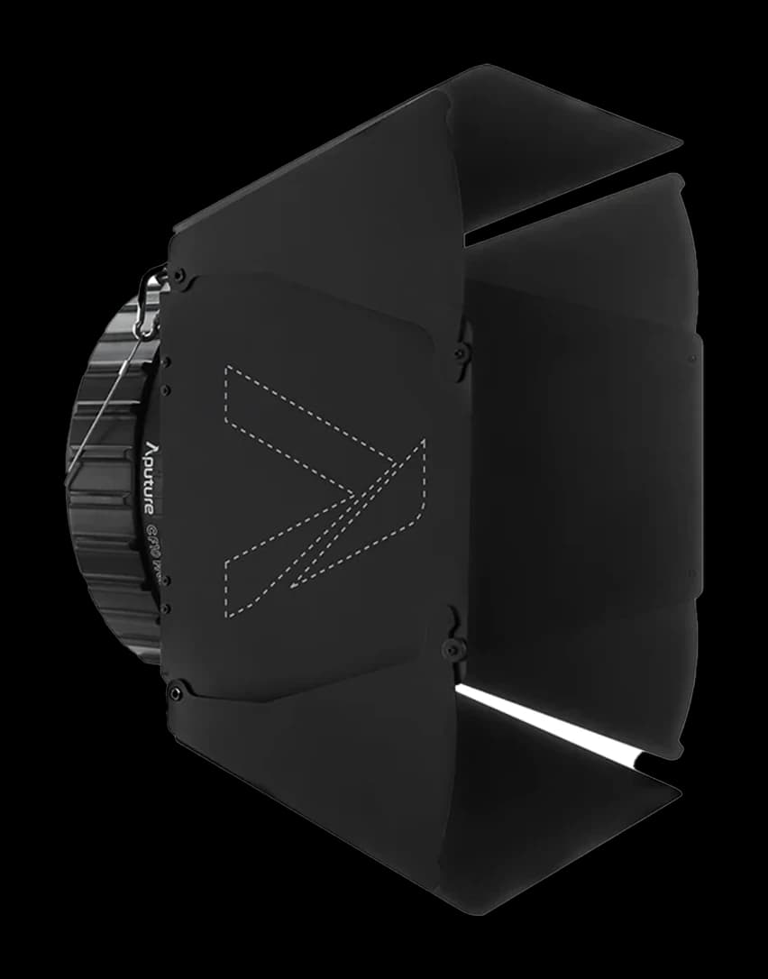 Aputure CF10 Fresnel + Barndoors